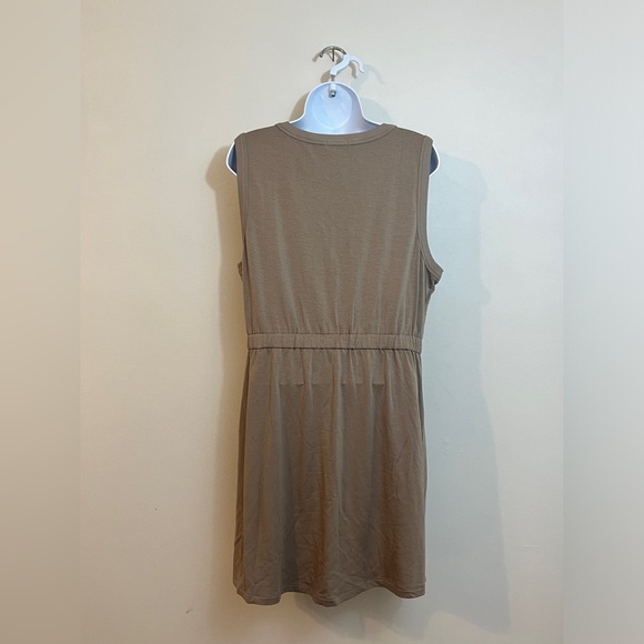 Beyond Yoga Out of Town Casual Dress Size XL Tan Birch Beige Comfort Athleisure - Picture 5 of 6